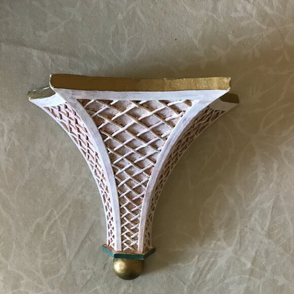 Accents Mini Shelf – NEW In Box - Picture 2 of 7